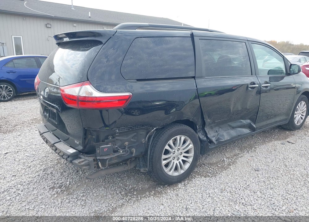 2015 TOYOTA SIENNA XLE LIMITED VIN: 5TDYK3DCXFS643030