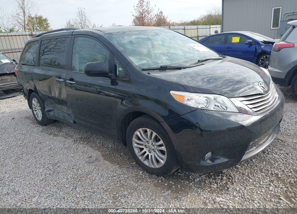 2015 TOYOTA SIENNA XLE LIMITED VIN: 5TDYK3DCXFS643030
