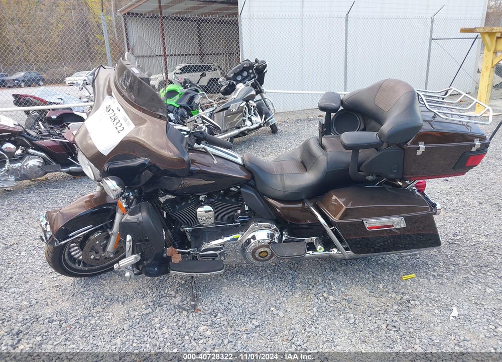 2013 HARLEY-DAVIDSON FLHTK ELECTRA GLIDE ULT LTD/ANN VIN: 1HD1KEM24DB667914