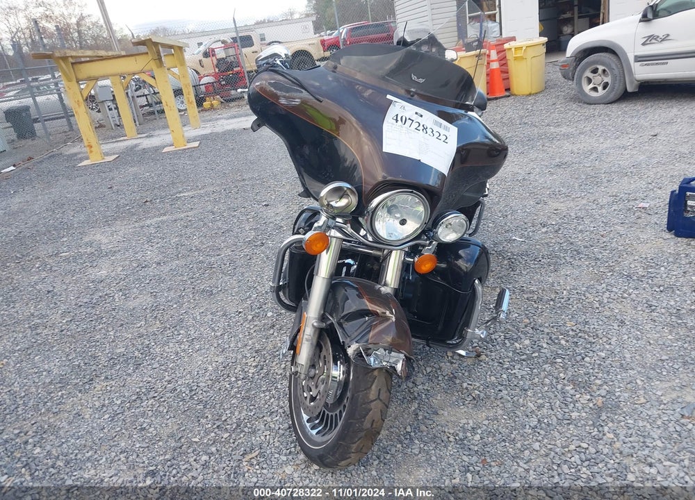 2013 HARLEY-DAVIDSON FLHTK ELECTRA GLIDE ULT LTD/ANN VIN: 1HD1KEM24DB667914