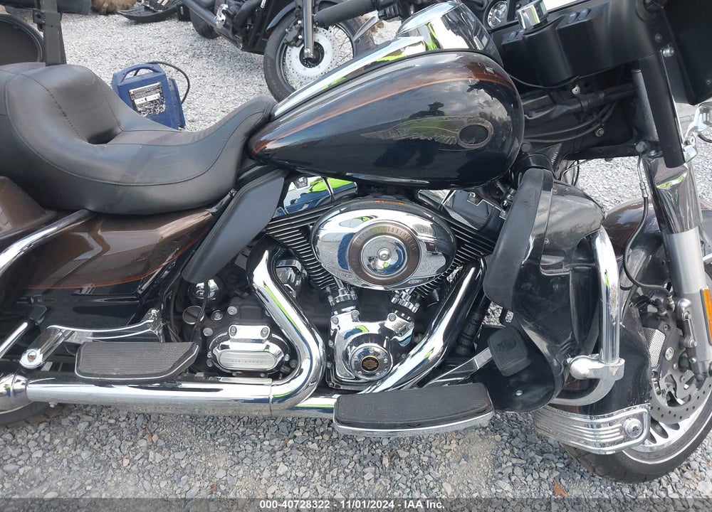 2013 HARLEY-DAVIDSON FLHTK ELECTRA GLIDE ULT LTD/ANN VIN: 1HD1KEM24DB667914