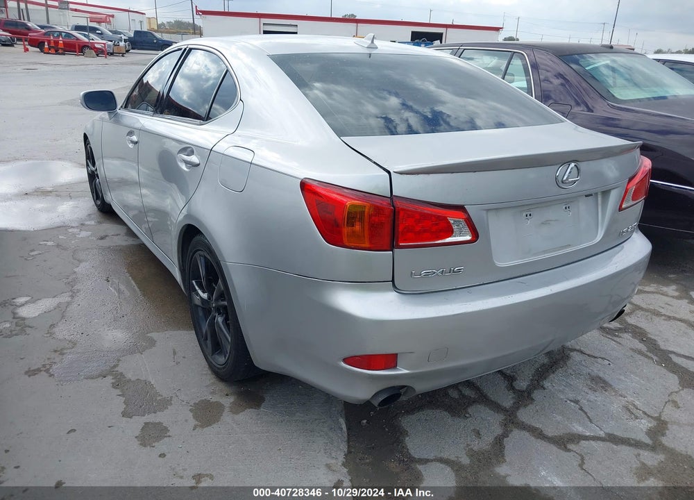2009 LEXUS IS 250 VIN: JTHBK262195096033