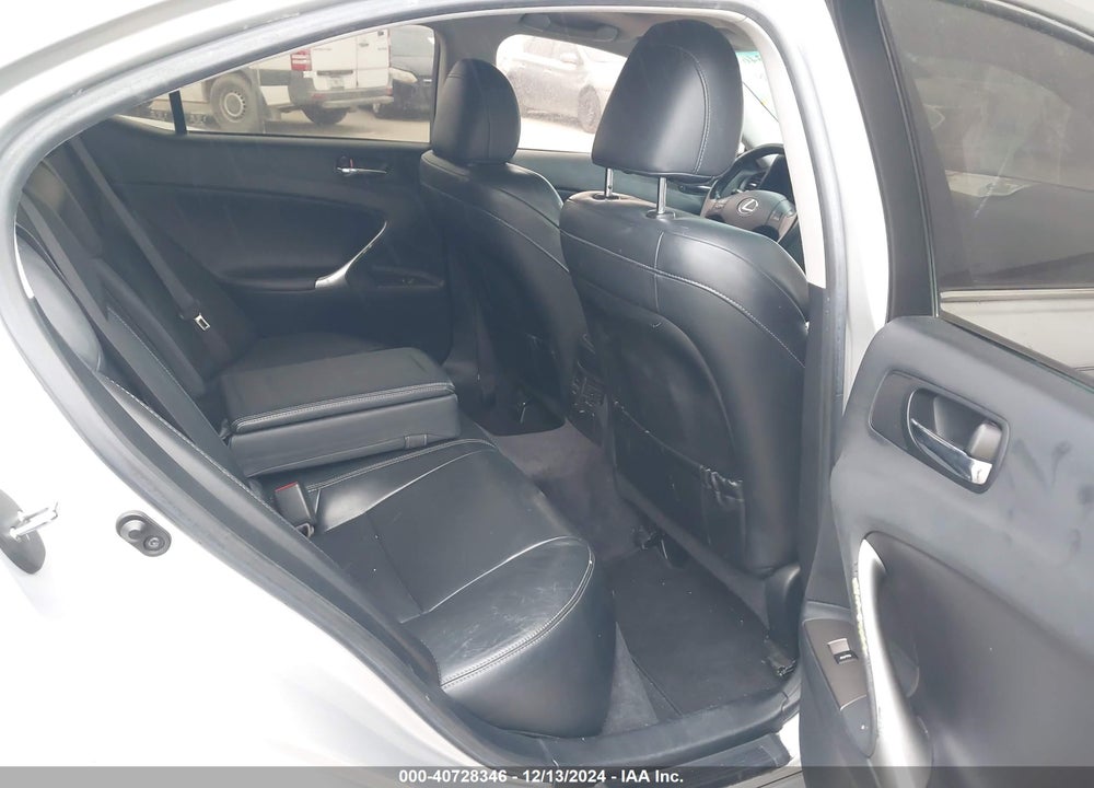 2009 LEXUS IS 250 VIN: JTHBK262195096033