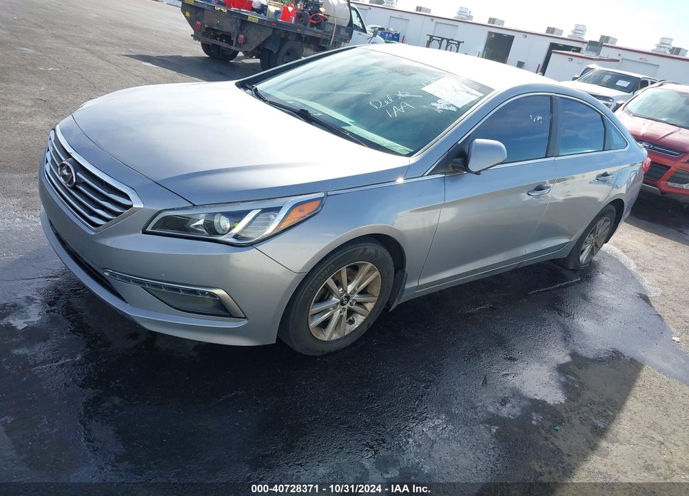2015 HYUNDAI SONATA SE VIN: 5NPE24AF4FH178967