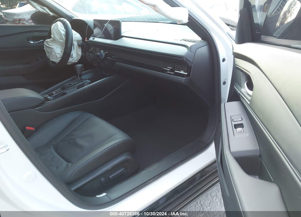 2024 HONDA ACCORD HYBRID SPORT-L VIN: 1HGCY2F73RA074267