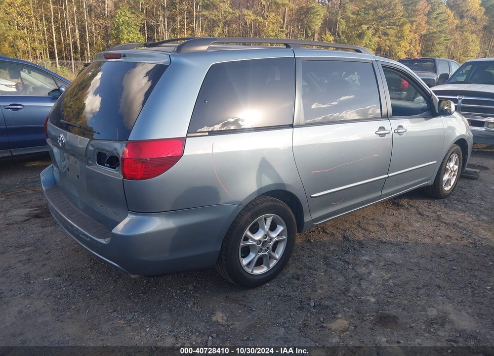 2005 TOYOTA SIENNA XLE VIN: 5TDZA22C35S319128