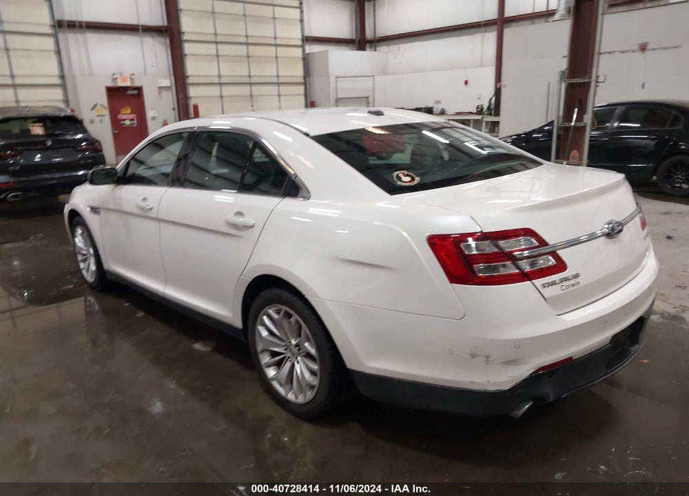 2018 FORD TAURUS LIMITED VIN: 1FAHP2F84JG109499