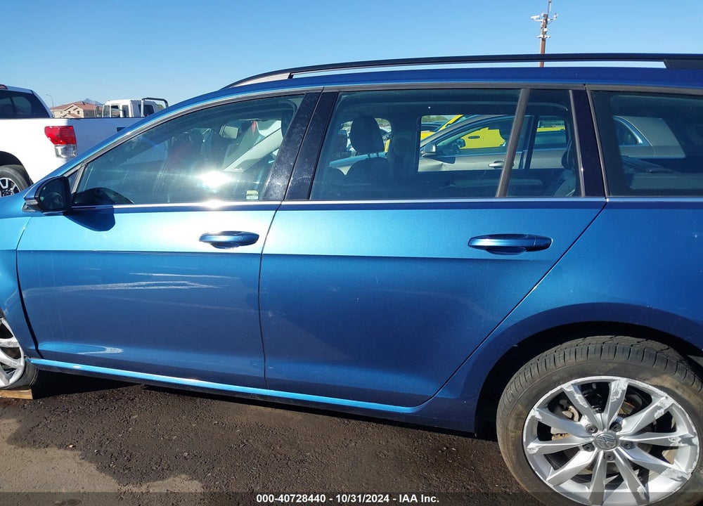2016 VOLKSWAGEN GOLF SPORTWAGEN TSI SE 4-DOOR VIN: 3VWC17AU6GM514749