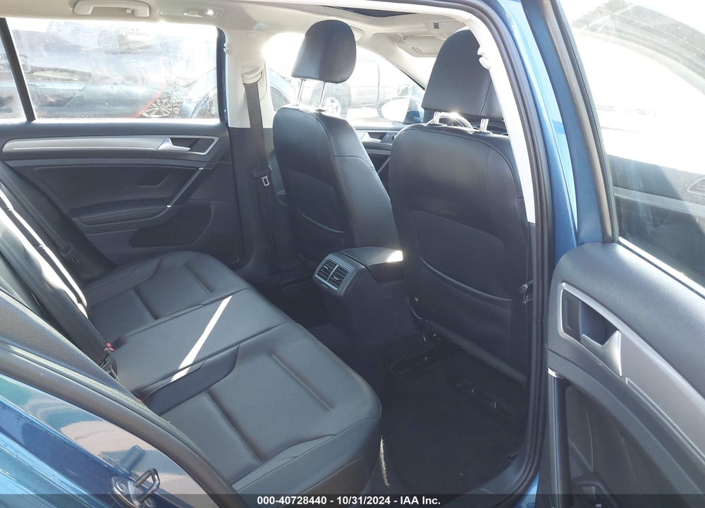 2016 VOLKSWAGEN GOLF SPORTWAGEN TSI SE 4-DOOR VIN: 3VWC17AU6GM514749