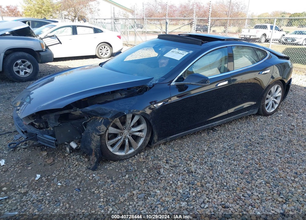 2015 TESLA MODEL S VIN: 5YJSA1H26FFP75754