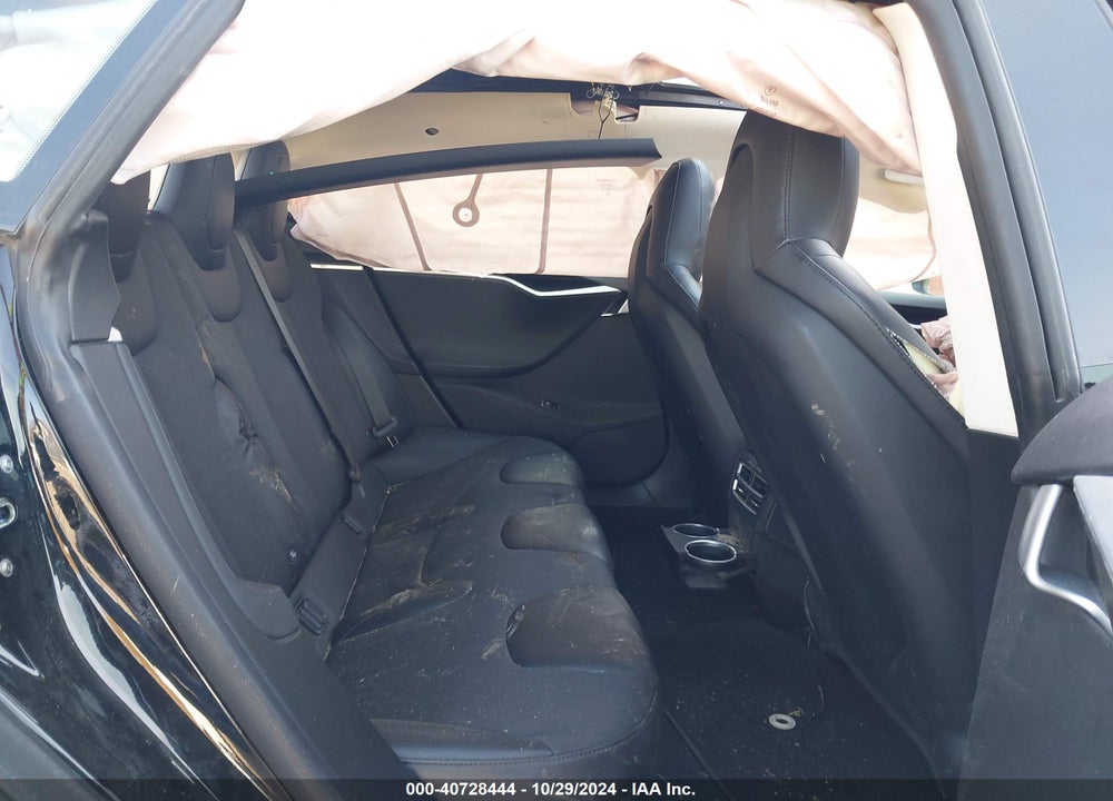 2015 TESLA MODEL S VIN: 5YJSA1H26FFP75754
