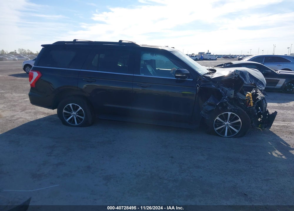 2018 FORD EXPEDITION XLT VIN: 1FMJU1HT2JEA23860