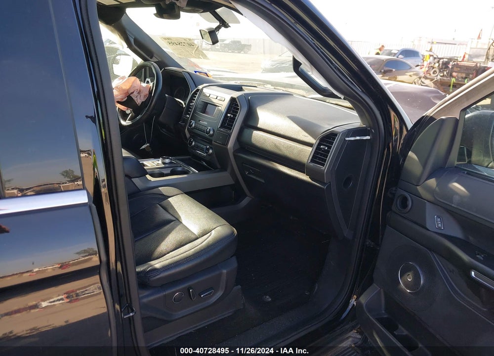2018 FORD EXPEDITION XLT VIN: 1FMJU1HT2JEA23860