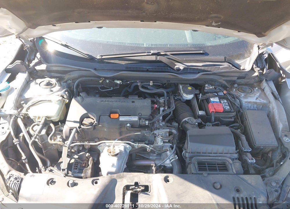 2018 HONDA CIVIC LX VIN: 2HGFC2F57JH566588