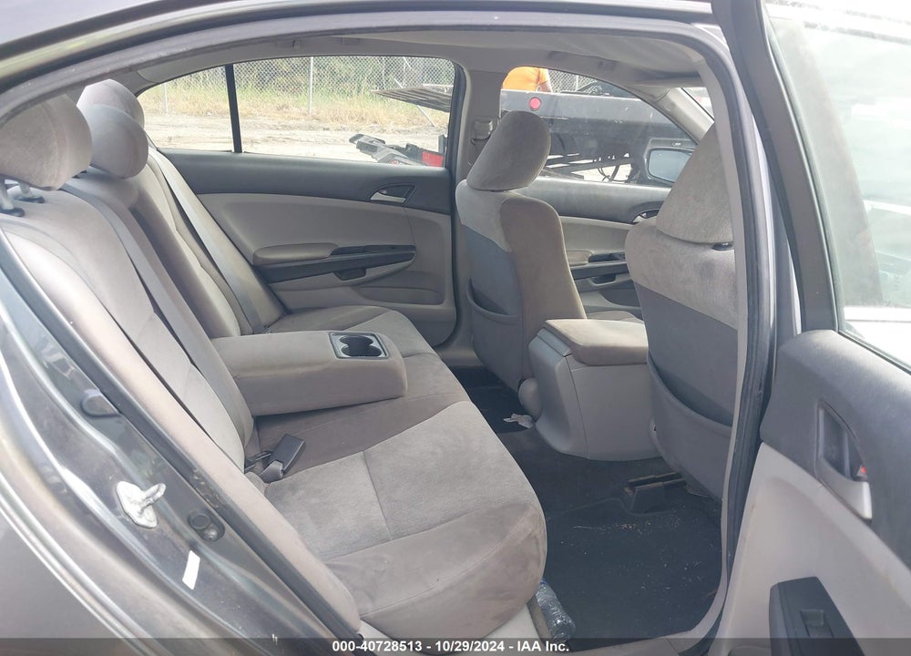 2010 HONDA ACCORD 2.4 LX VIN: 1HGCP2F32AA021970