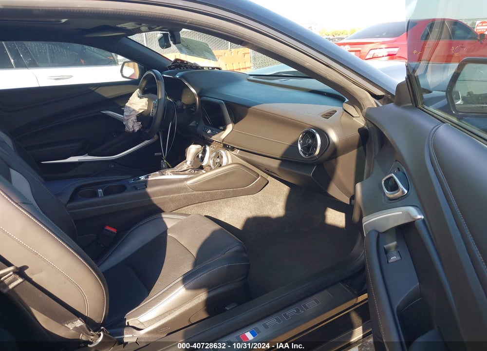 2018 CHEVROLET CAMARO 2SS VIN: 1G1FH1R78J0138937