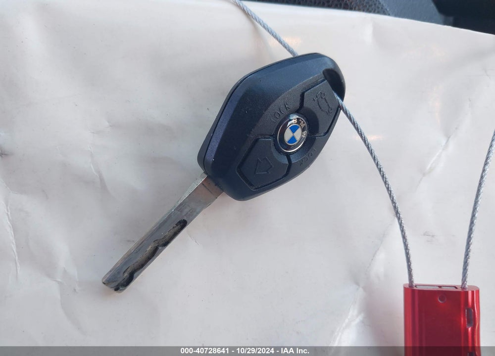 2005 BMW Z4 3.0I VIN: 4USBT53535LT29084