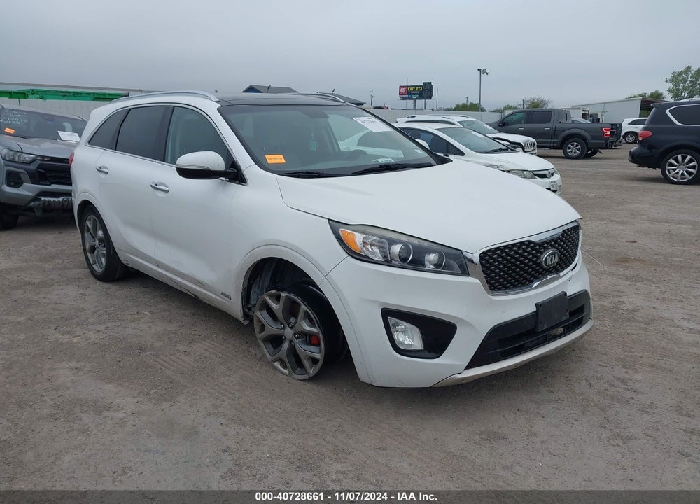 2016 KIA SORENTO 3.3L SX VIN: 5XYPKDA55GG112159