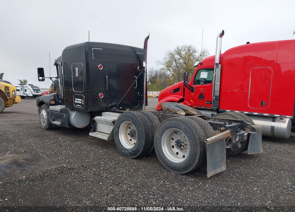1996 KENWORTH CONSTRUCTION T600 VIN: 1XKAD29X4TR681689