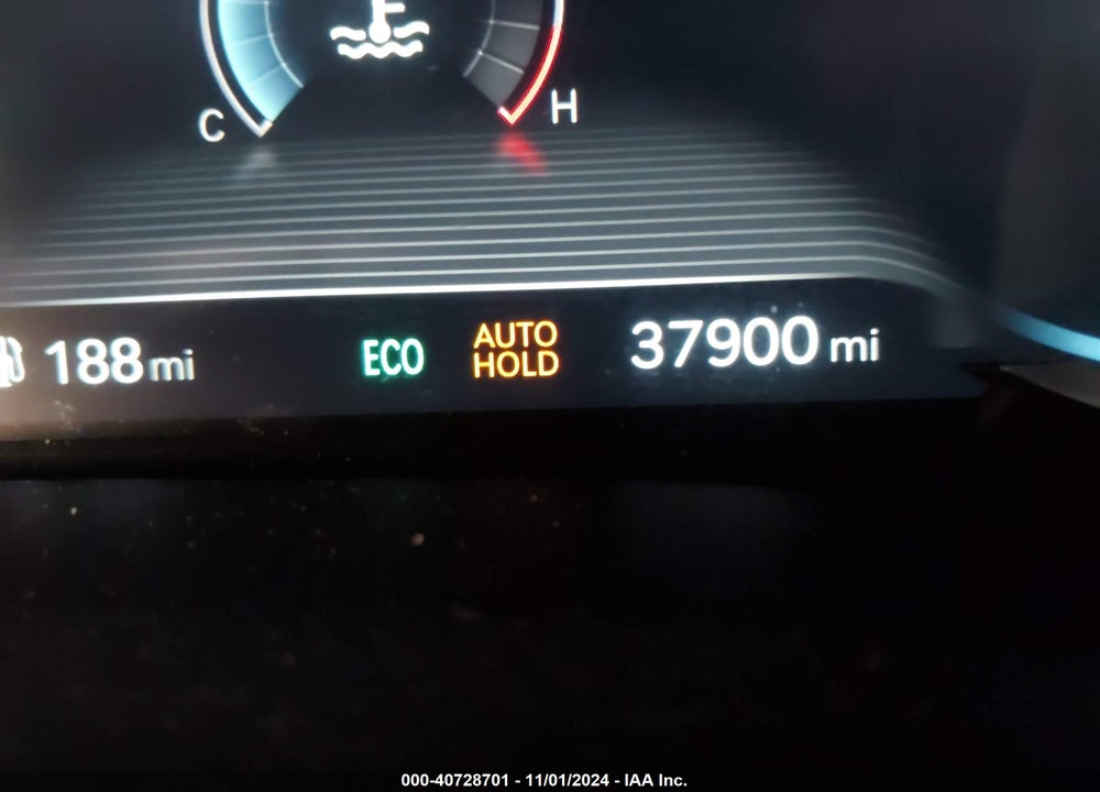 2022 GENESIS G70 3.3T AWD VIN: KMTG54TE6NU104119