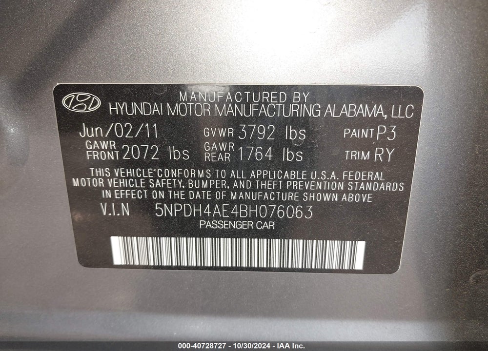 2011 HYUNDAI ELANTRA LIMITED VIN: 5NPDH4AE4BH076063