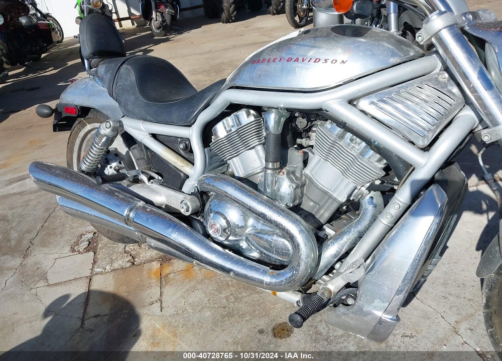 2002 HARLEY-DAVIDSON VRSCA VIN: 1HD1HAZ142K806055