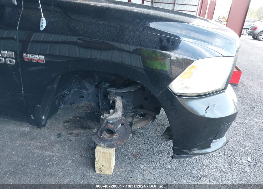 2013 RAM 1500 EXPRESS VIN: 3C6JR6AT2DG524944