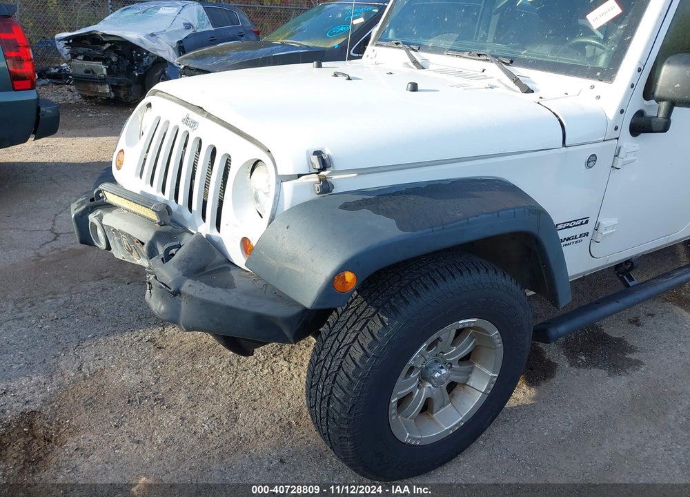 2012 JEEP WRANGLER UNLIMITED SPORT VIN: 1C4BJWDG5CL269906