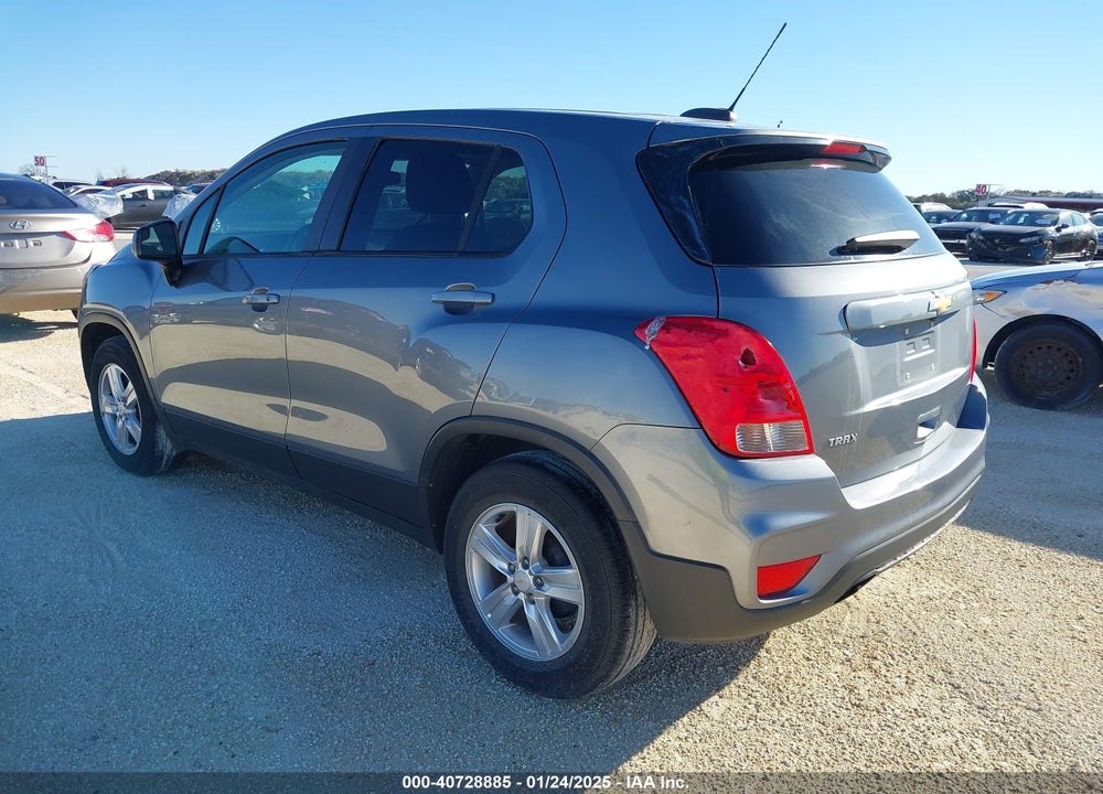 2020 CHEVROLET TRAX FWD LS VIN: 3GNCJKSB9LL215928