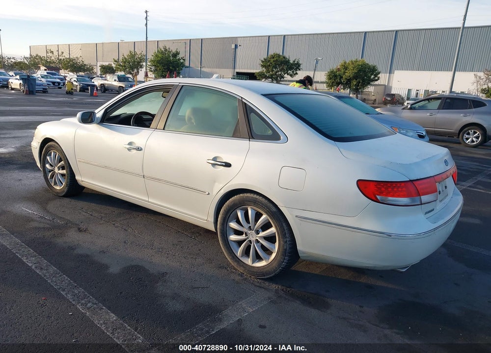 2006 HYUNDAI AZERA LIMITED/SE VIN: KMHFC46F56A069124