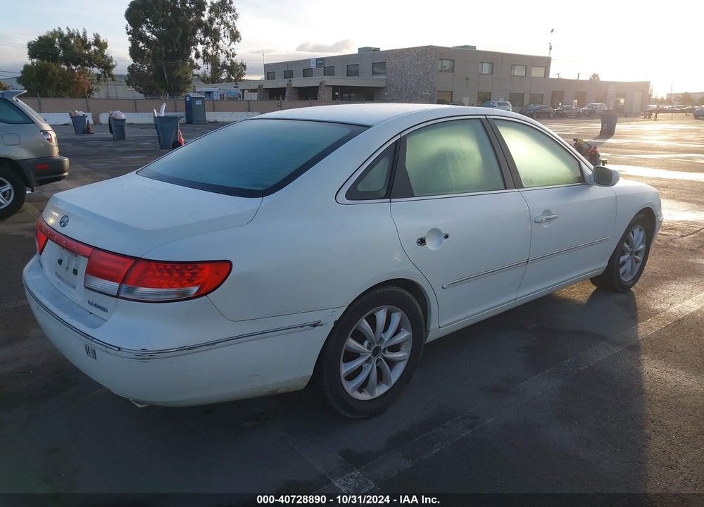2006 HYUNDAI AZERA LIMITED/SE VIN: KMHFC46F56A069124