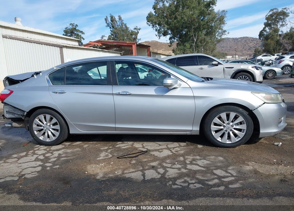2013 HONDA ACCORD EX-L VIN: 1HGCR2F86DA201981