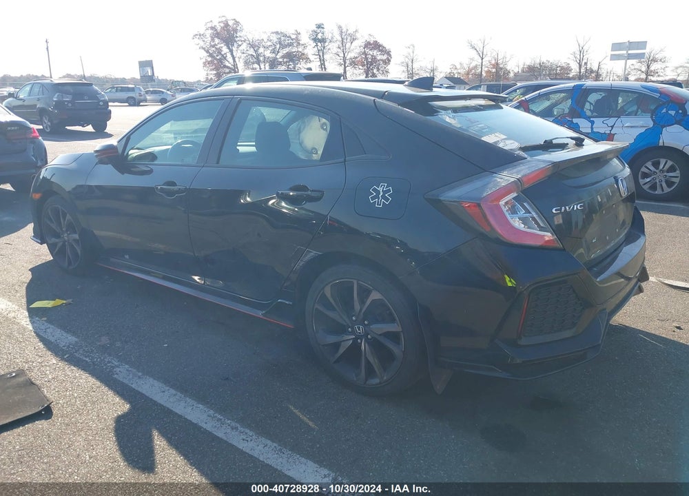 2018 HONDA CIVIC SPORT VIN: SHHFK7G40JU237837