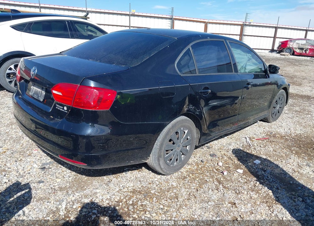 2014 VOLKSWAGEN JETTA 2.0L S VIN: 3VW1K7AJ8EM418497