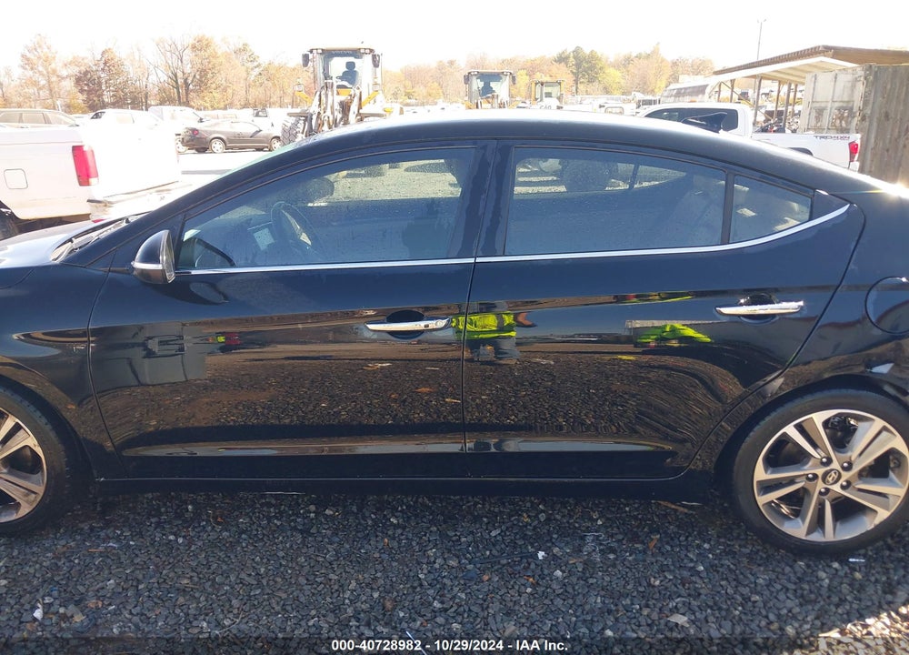 2017 HYUNDAI ELANTRA LIMITED VIN: 5NPD84LF6HH013013