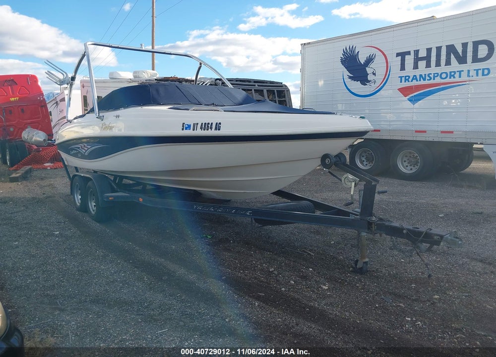 2002 RINKER 212 VIN: RNK69619J102
