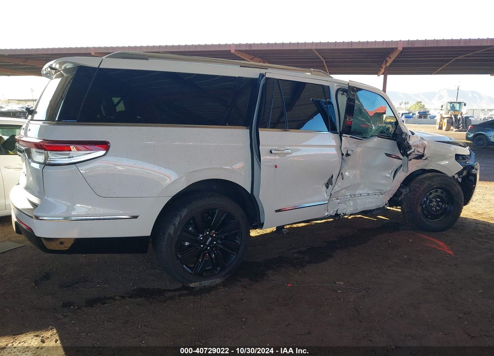 2022 LINCOLN NAVIGATOR L VIN: 5LMJJ3LT9NEL14631