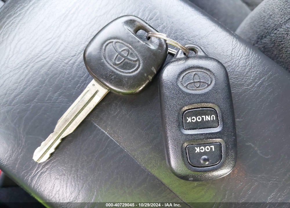2006 TOYOTA COROLLA S VIN: 1NXBR32E16Z625982