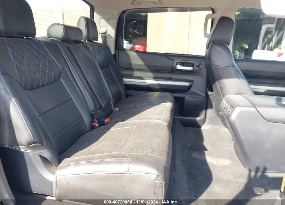 2018 TOYOTA TUNDRA SR5 4.6L V8 VIN: 5TFEM5F14JX131089