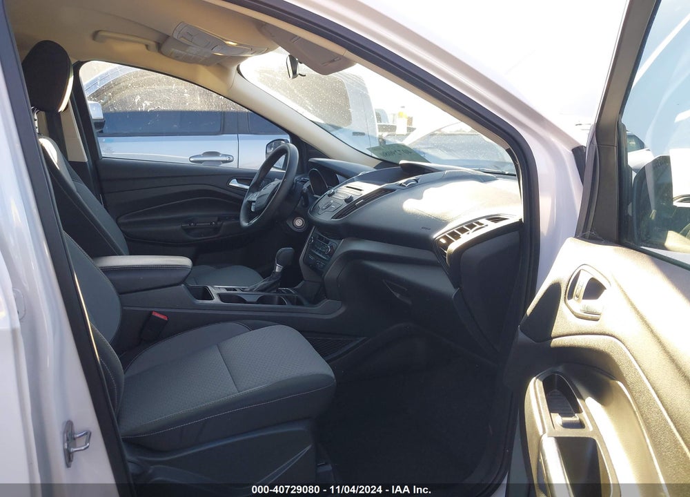 2017 FORD ESCAPE SE VIN: 1FMCU0GDXHUB53477