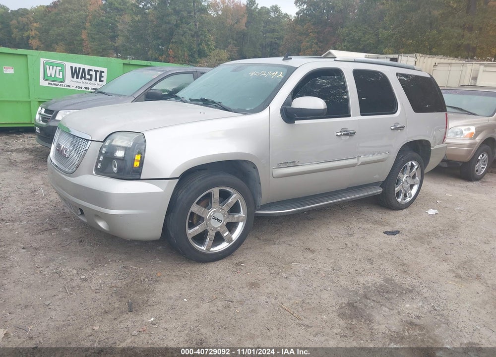 2007 GMC YUKON DENALI VIN: 1GKFK63837J343273