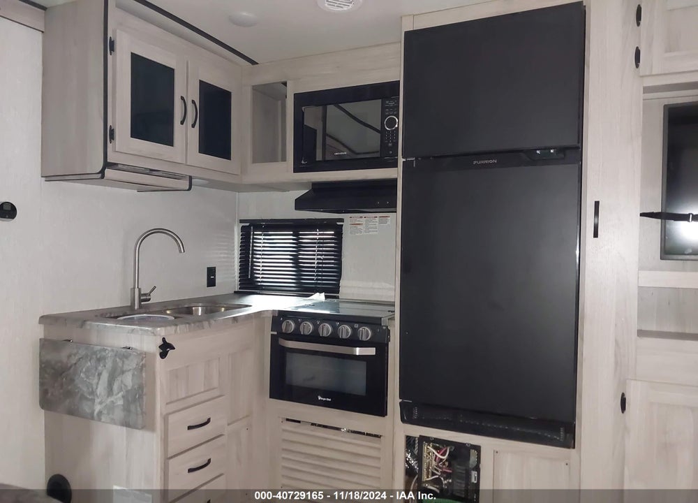 2022 COACHMEN OTHER VIN: 5ZT2SBRB5NS043651