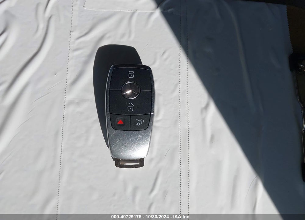 2021 MERCEDES-BENZ GLC 300 SUV VIN: W1N0G8DB3MV310022