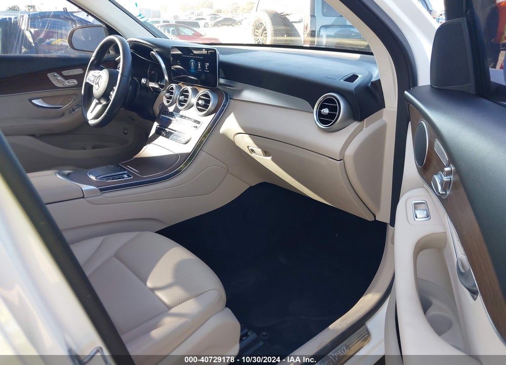 2021 MERCEDES-BENZ GLC 300 SUV VIN: W1N0G8DB3MV310022