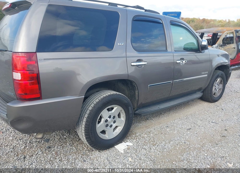 2011 CHEVROLET TAHOE LTZ VIN: 1GNSKCE02BR272598