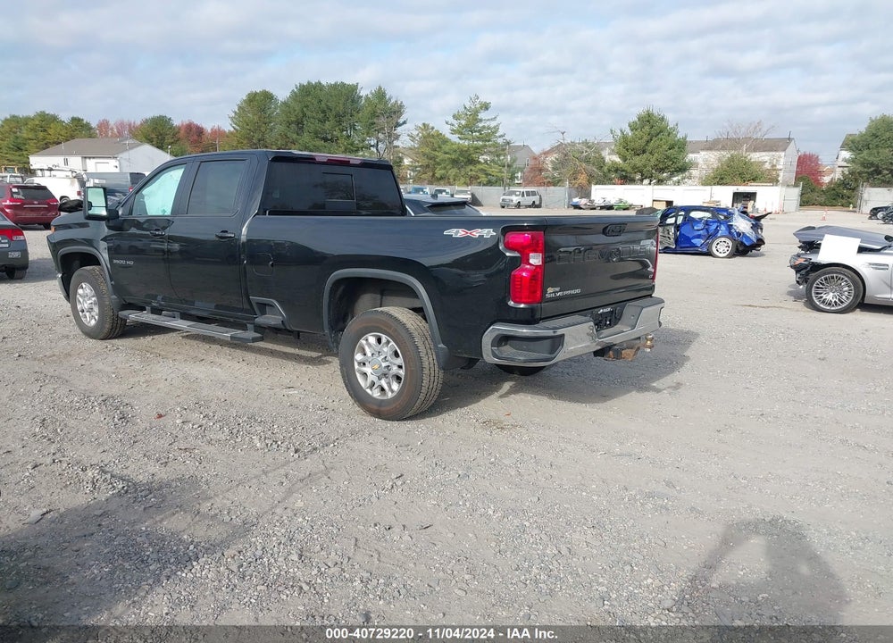 2024 CHEVROLET SILVERADO 3500HD 4WD  LONG BED LT VIN: 1GC4YTEY7RF207652