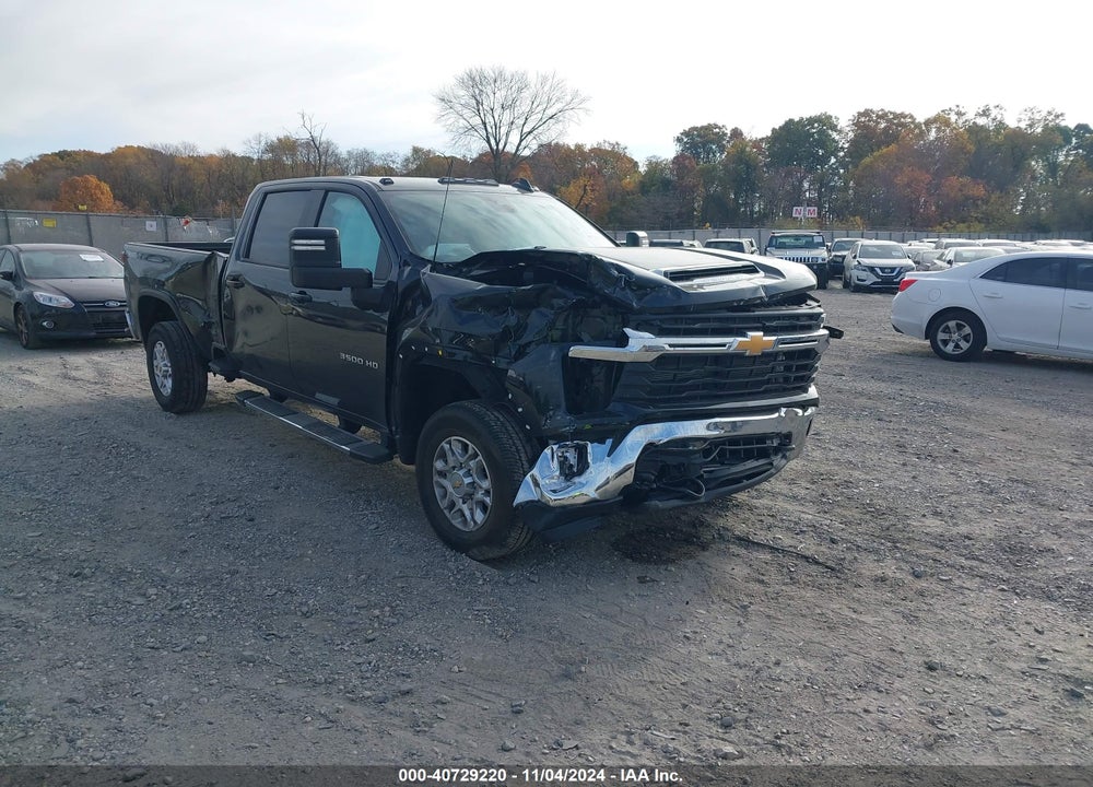 2024 CHEVROLET SILVERADO 3500HD 4WD  LONG BED LT VIN: 1GC4YTEY7RF207652