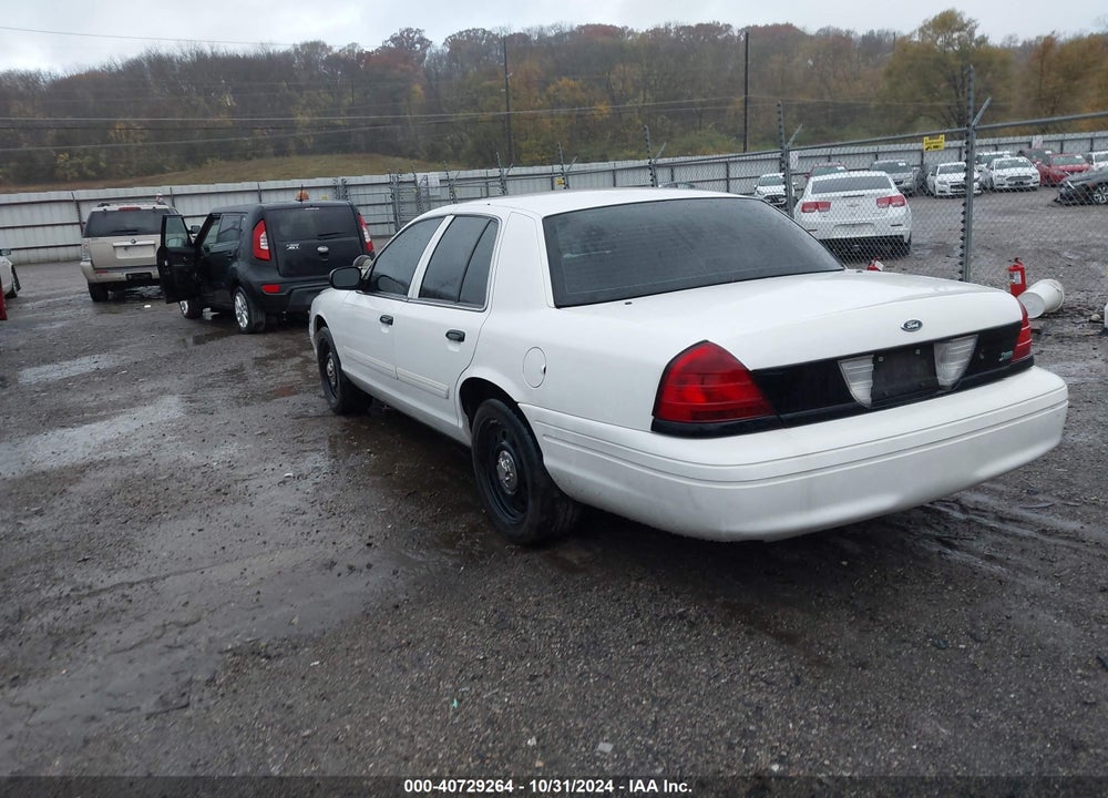 2011 FORD CROWN VICTORIA POLICE INTERCEPTOR VIN: 2FABP7BV4BX179417