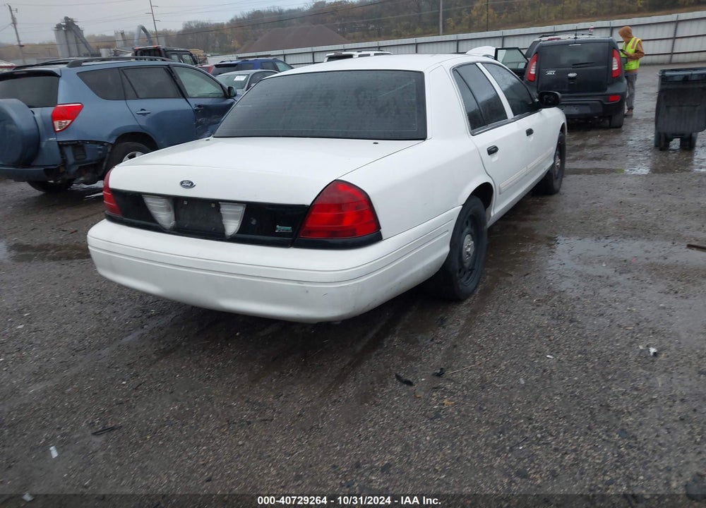 2011 FORD CROWN VICTORIA POLICE INTERCEPTOR VIN: 2FABP7BV4BX179417