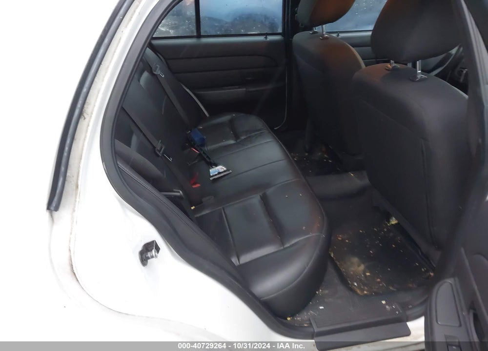 2011 FORD CROWN VICTORIA POLICE INTERCEPTOR VIN: 2FABP7BV4BX179417